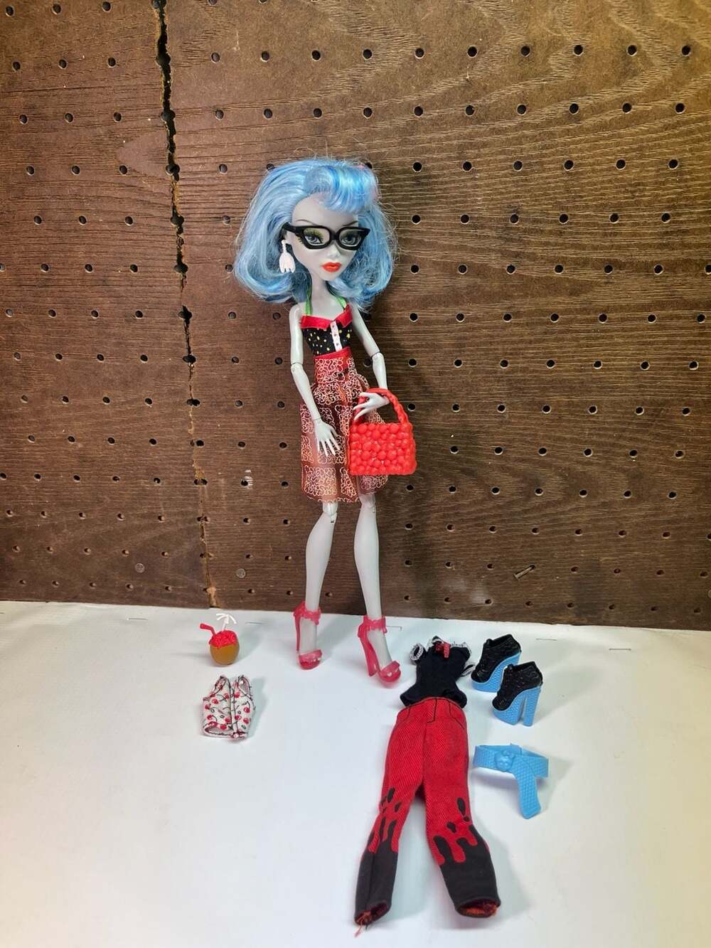 Monster High Skull Shores Ghoulia Yelps